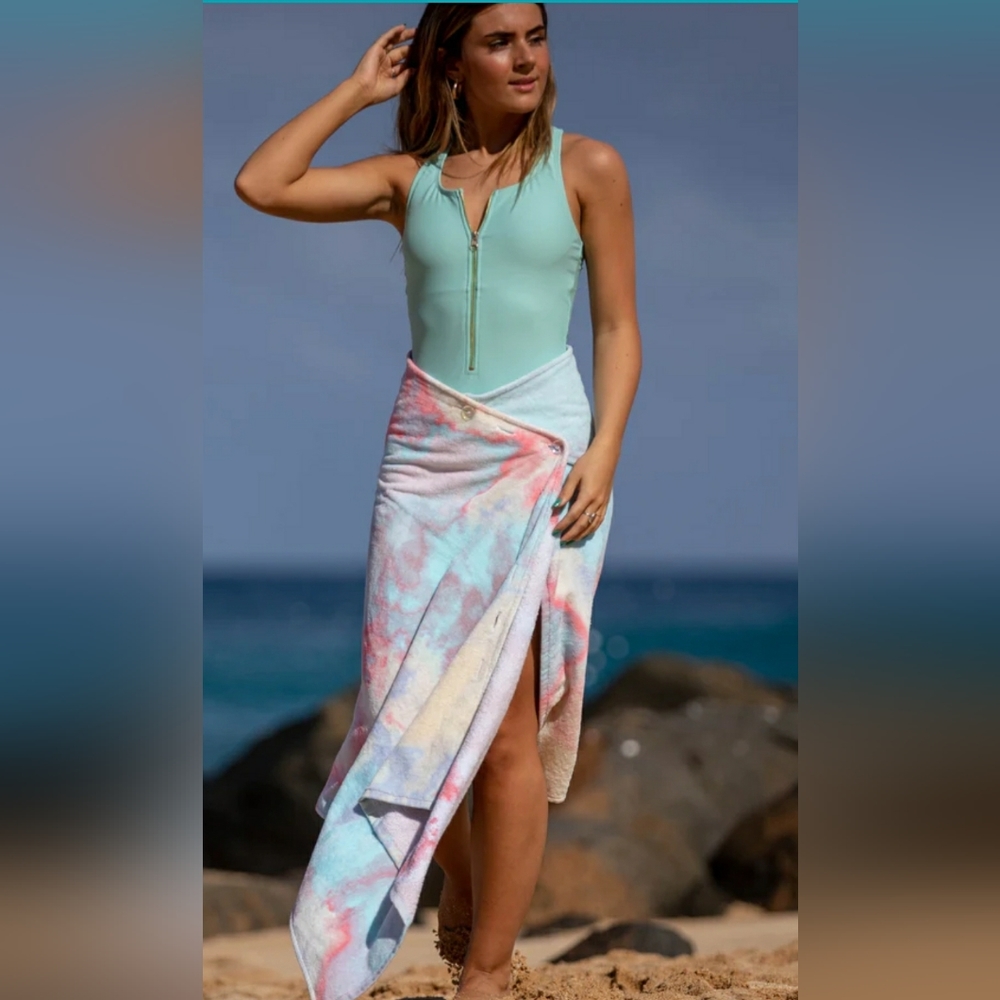 NWT Simple Sarong in Miami Sunrise - One Size